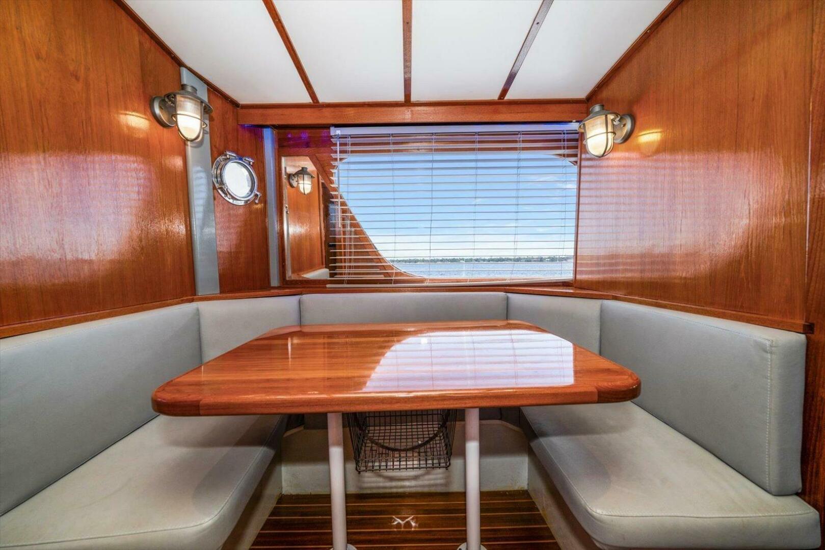 56ft Matthews Yacht For Sale