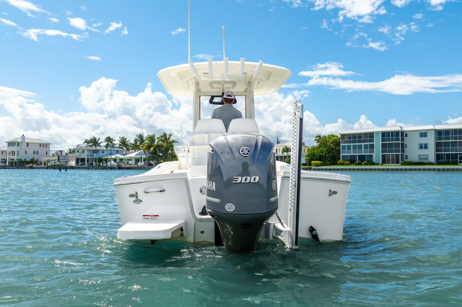 26ft Regulator Yacht For Sale