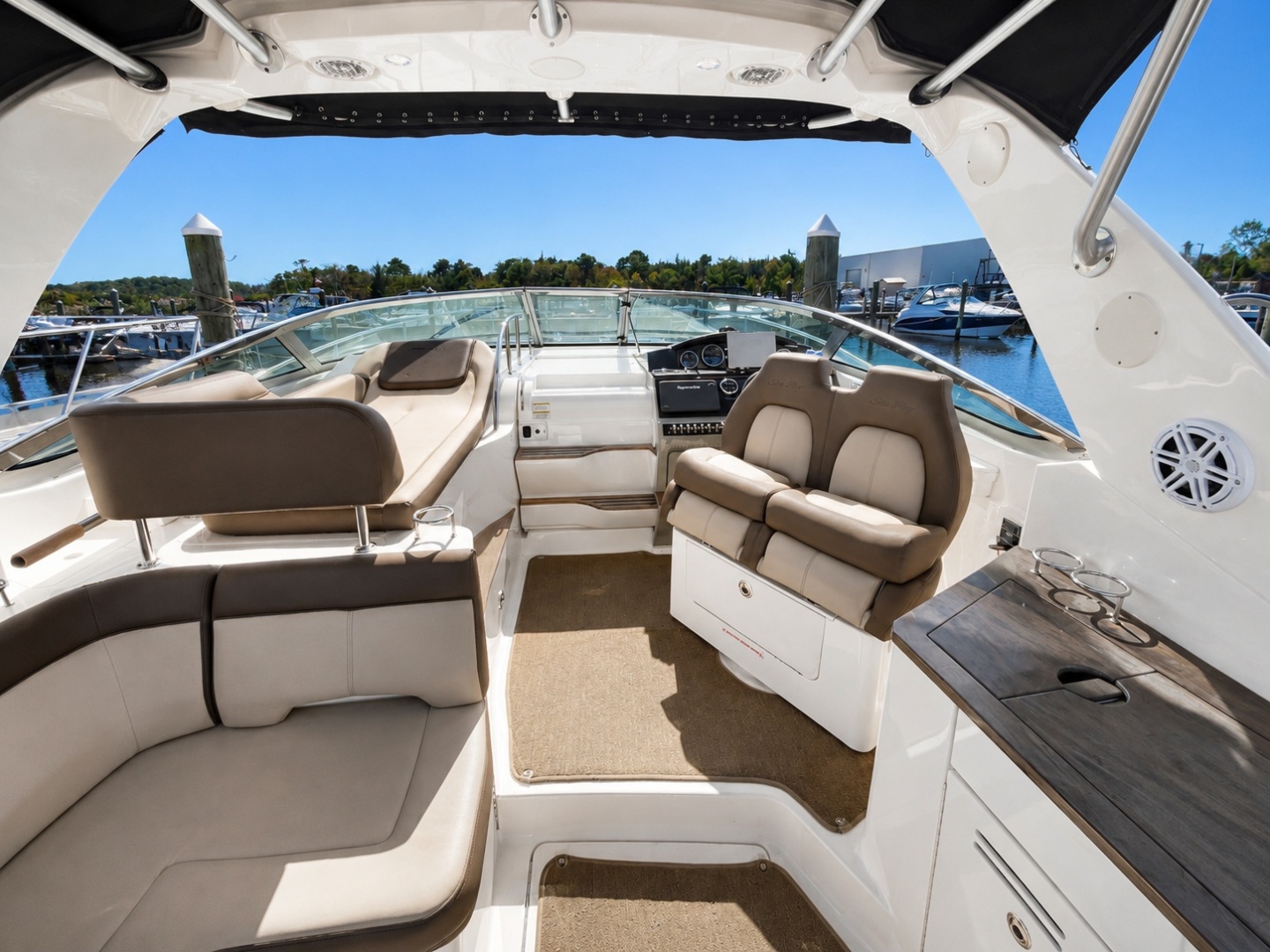 LIL LEE 35ft Sea Ray Yacht For Sale