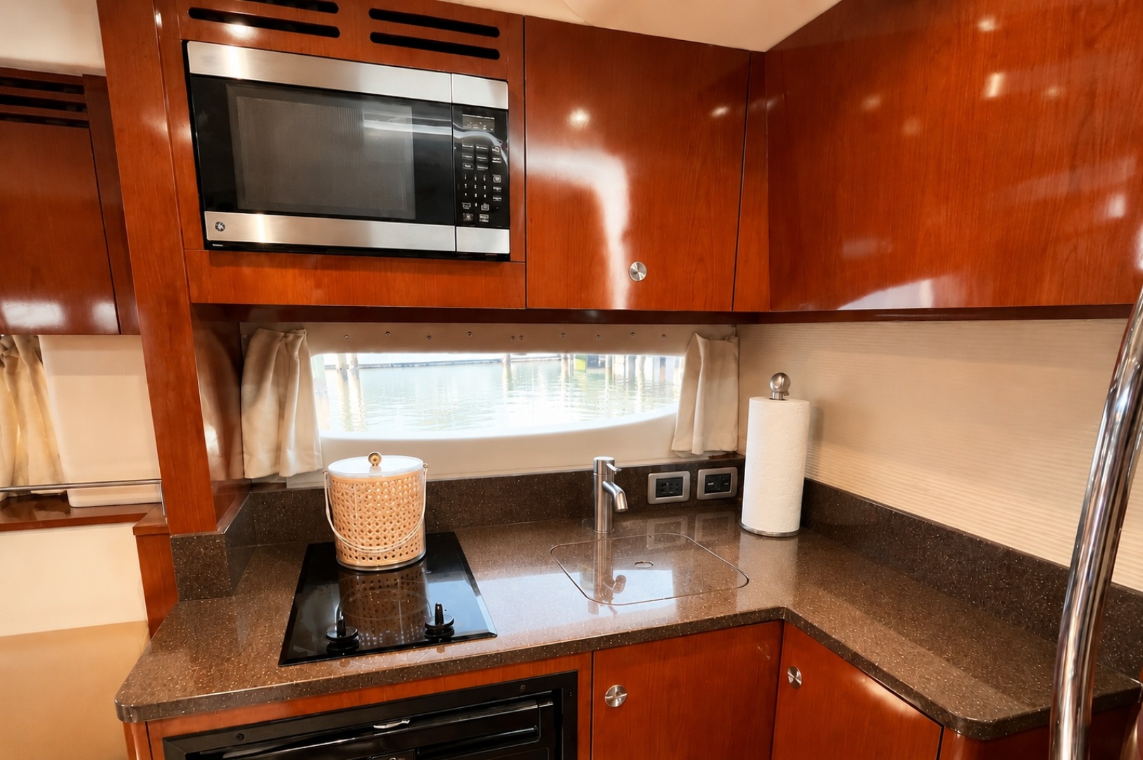LIL LEE 35ft Sea Ray Yacht For Sale