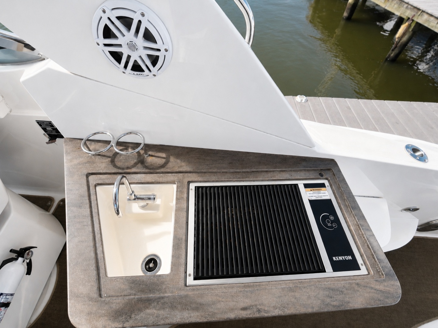 LIL LEE 35ft Sea Ray Yacht For Sale