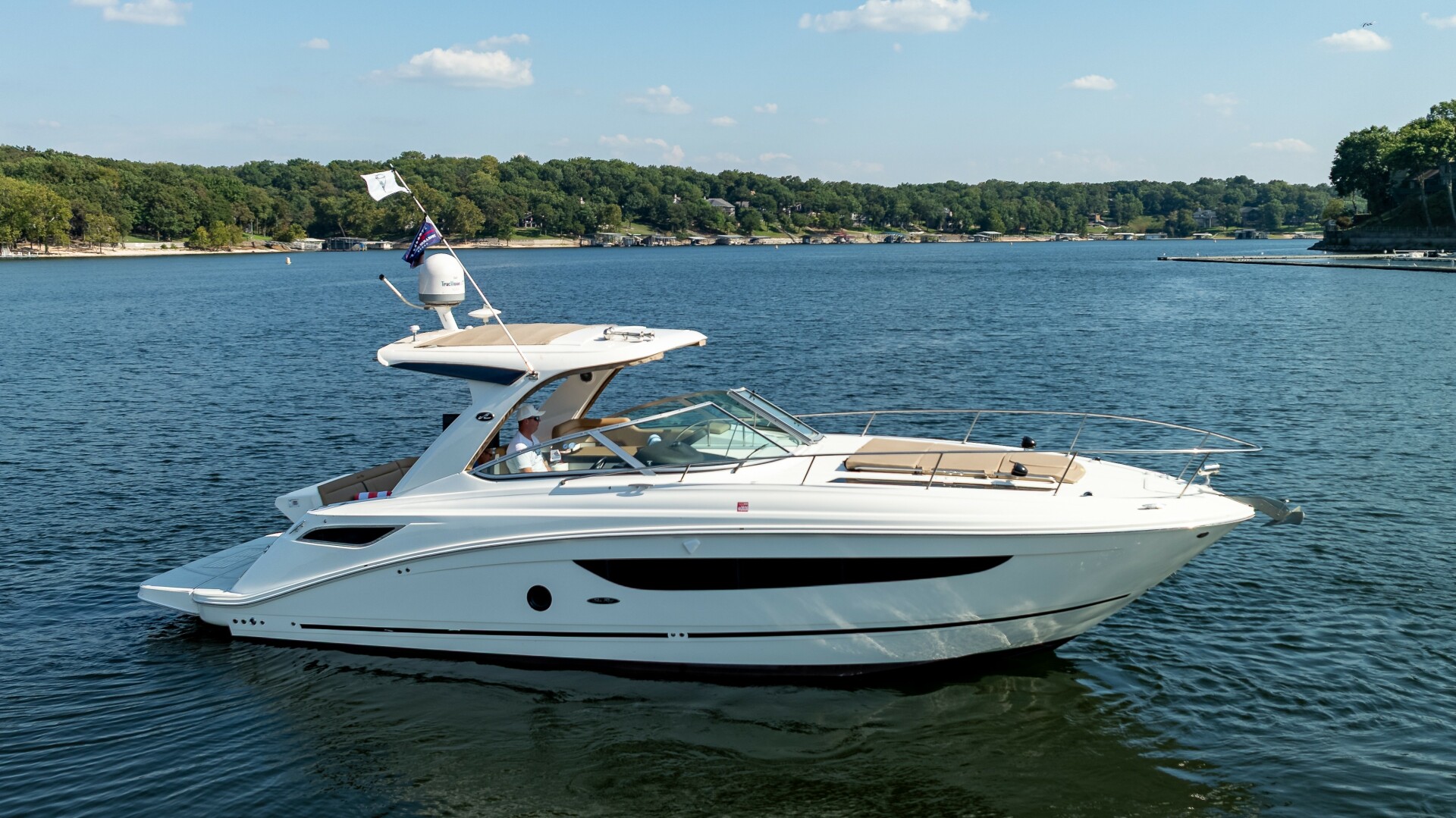 35ft Sea Ray Yacht For Sale
