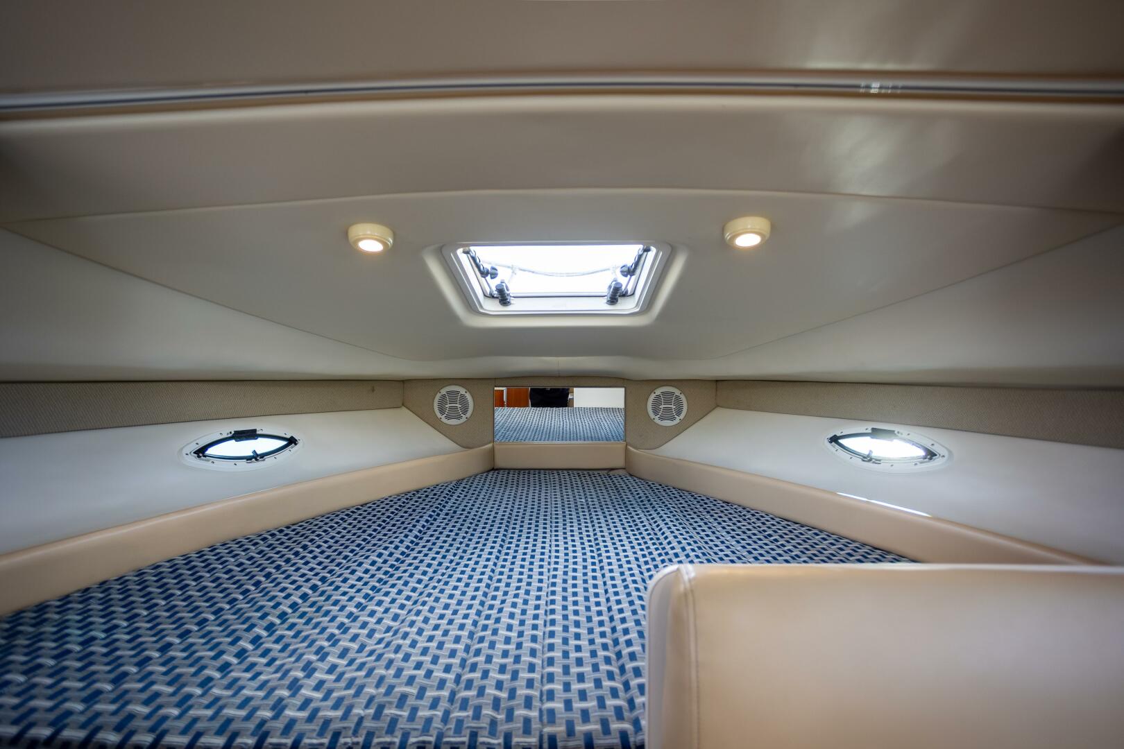 Our Trade 28ft Bayliner Yacht For Sale