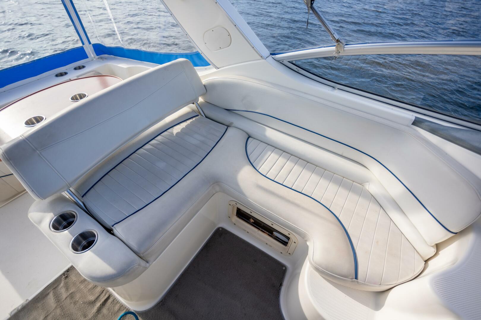 Our Trade 28ft Bayliner Yacht For Sale