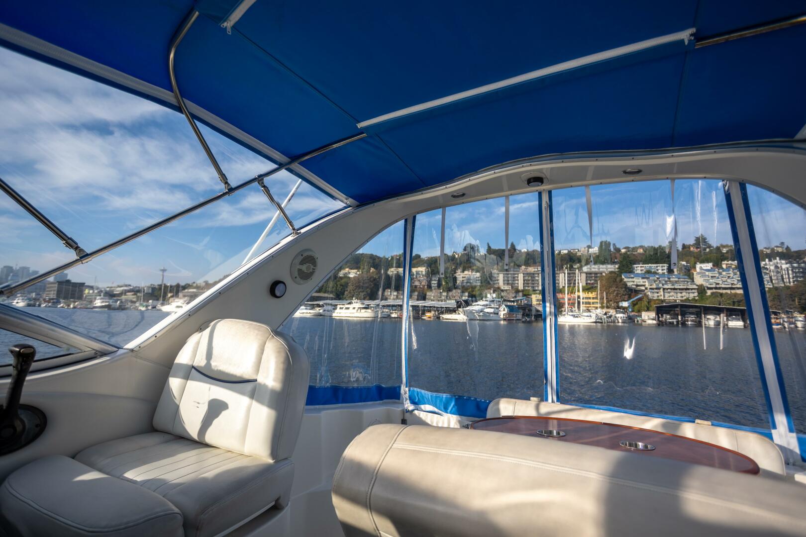 Our Trade 28ft Bayliner Yacht For Sale