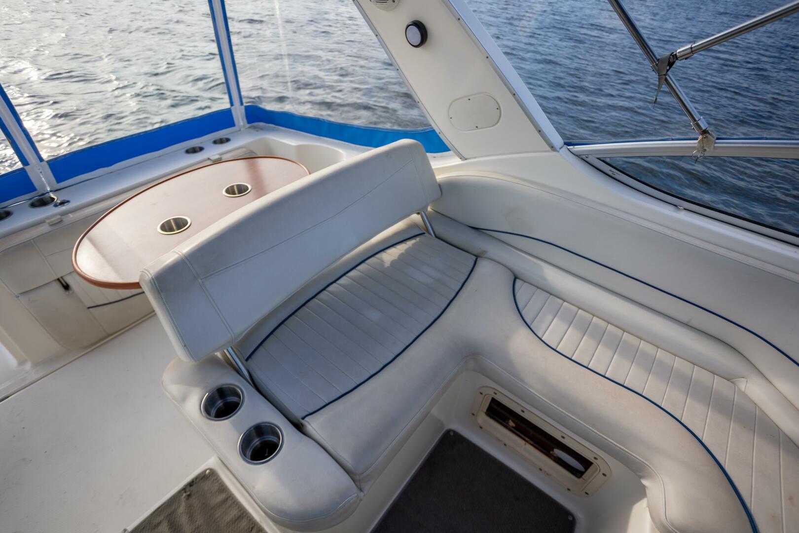 Our Trade 28ft Bayliner Yacht For Sale