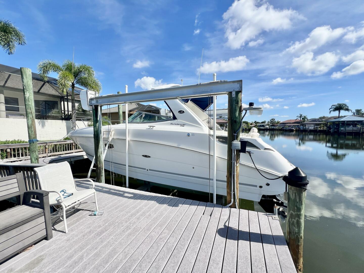 31ft Sea Ray Yacht For Sale