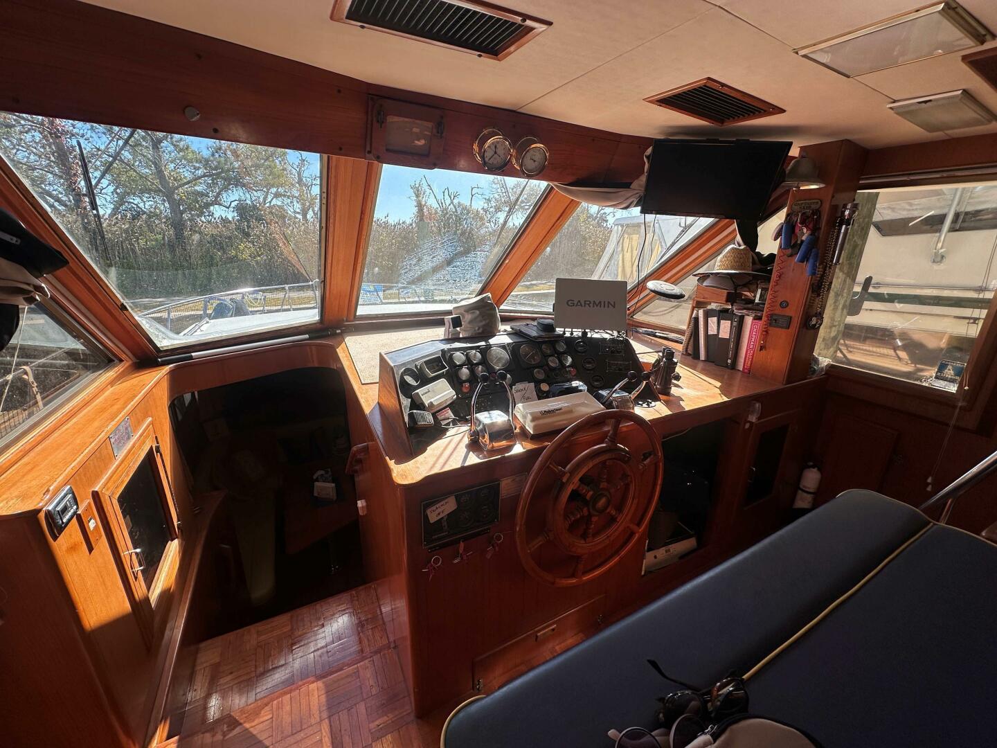 1012 Padraigin Lower Helm1