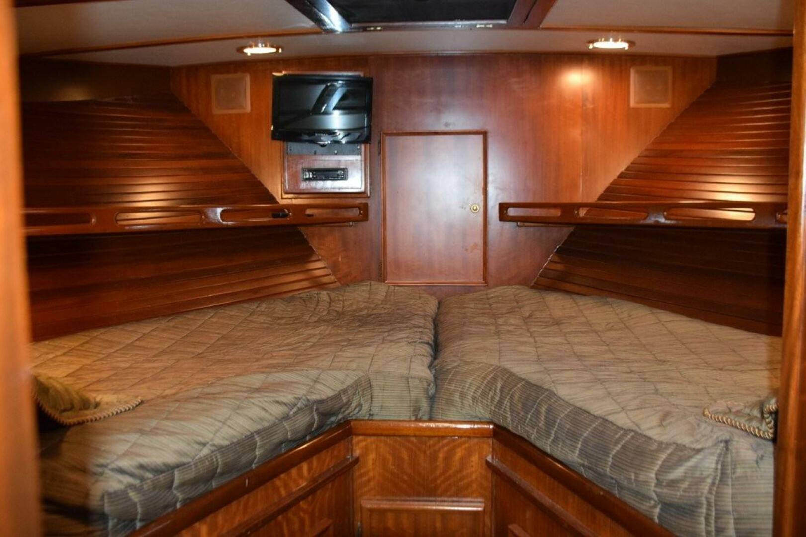 QA3 48ft Hatteras Yacht For Sale