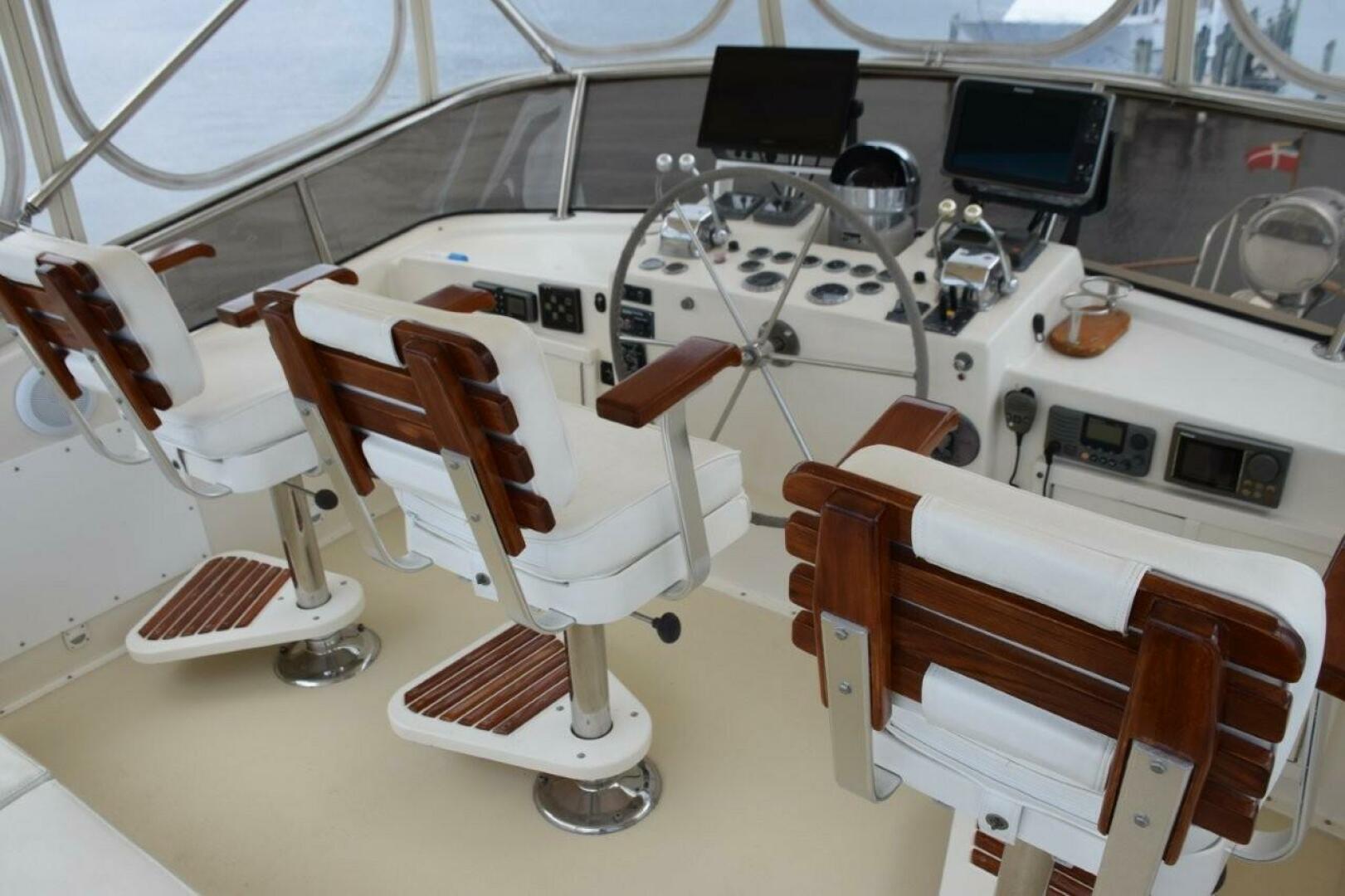 QA3 48ft Hatteras Yacht For Sale