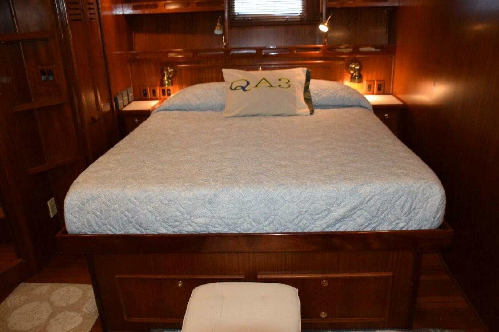 QA3 48ft Hatteras Yacht For Sale