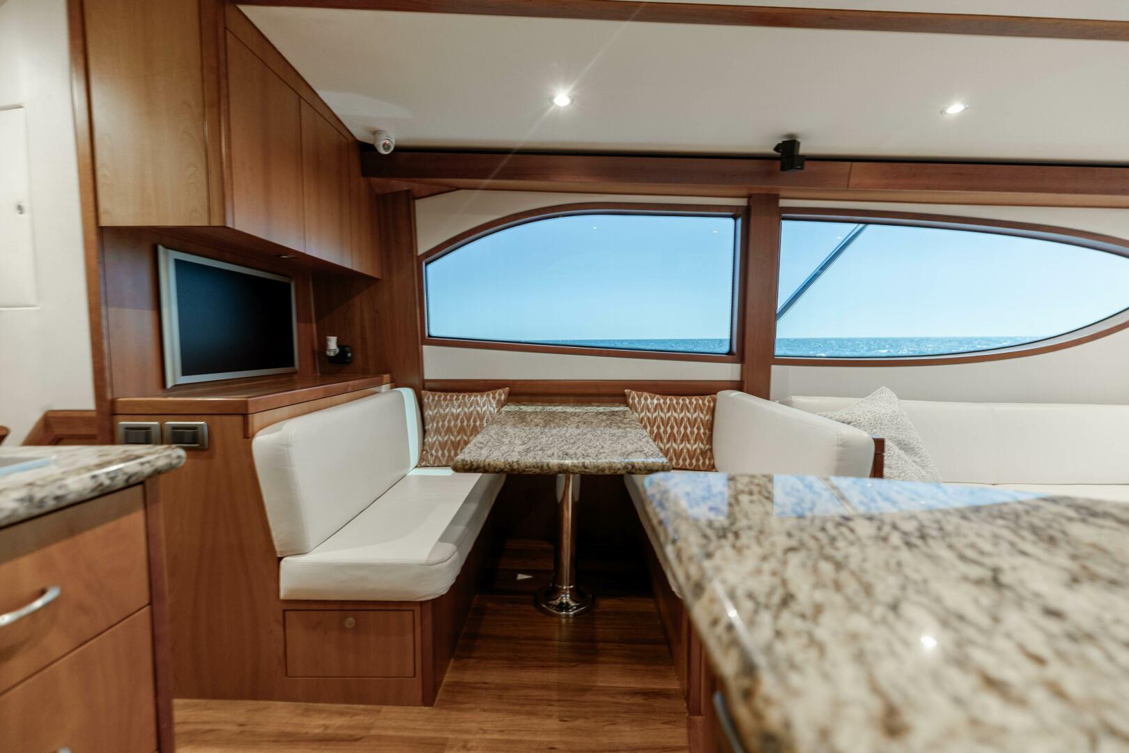 2012 Hatteras 60 GT