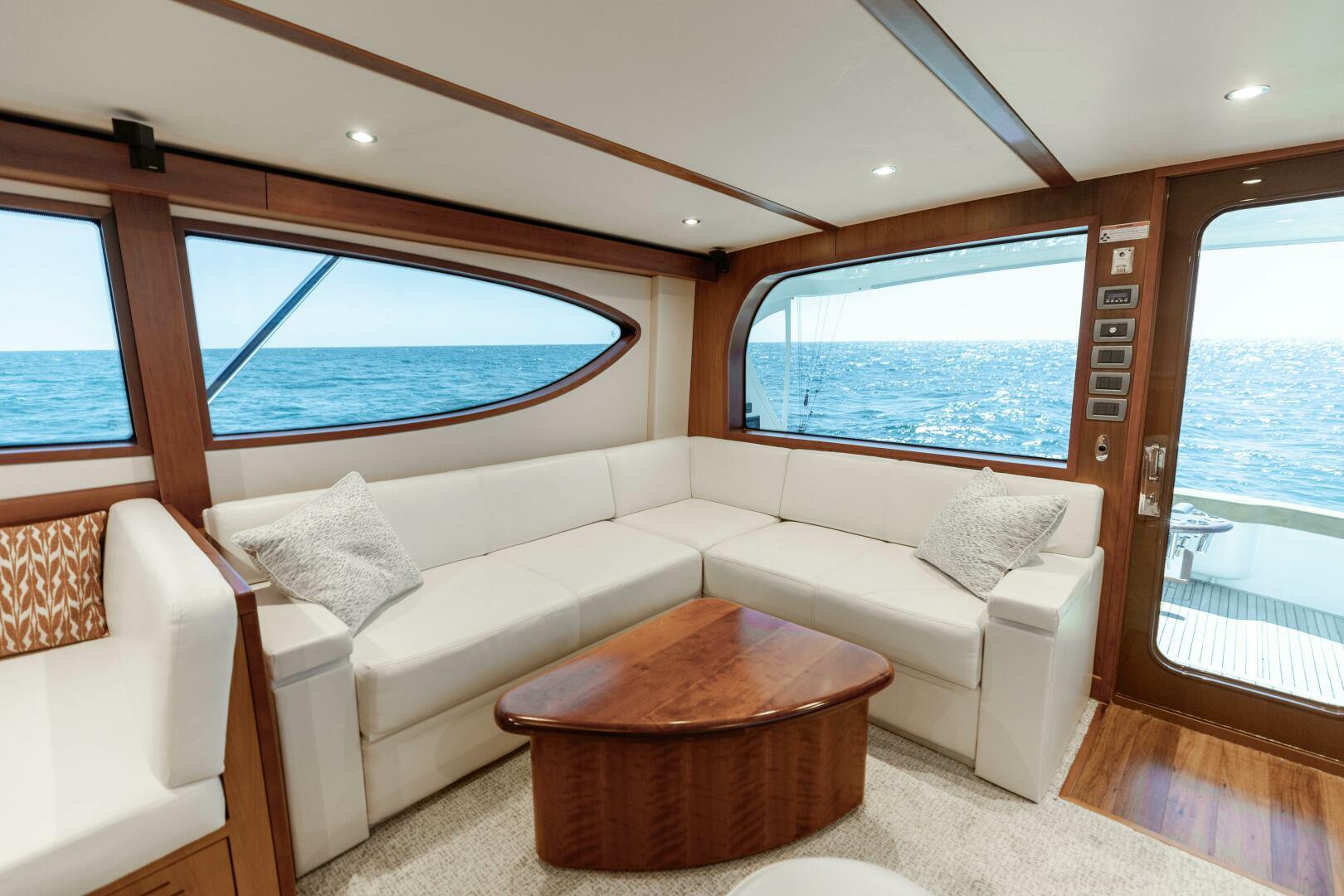 2012 Hatteras 60 GT