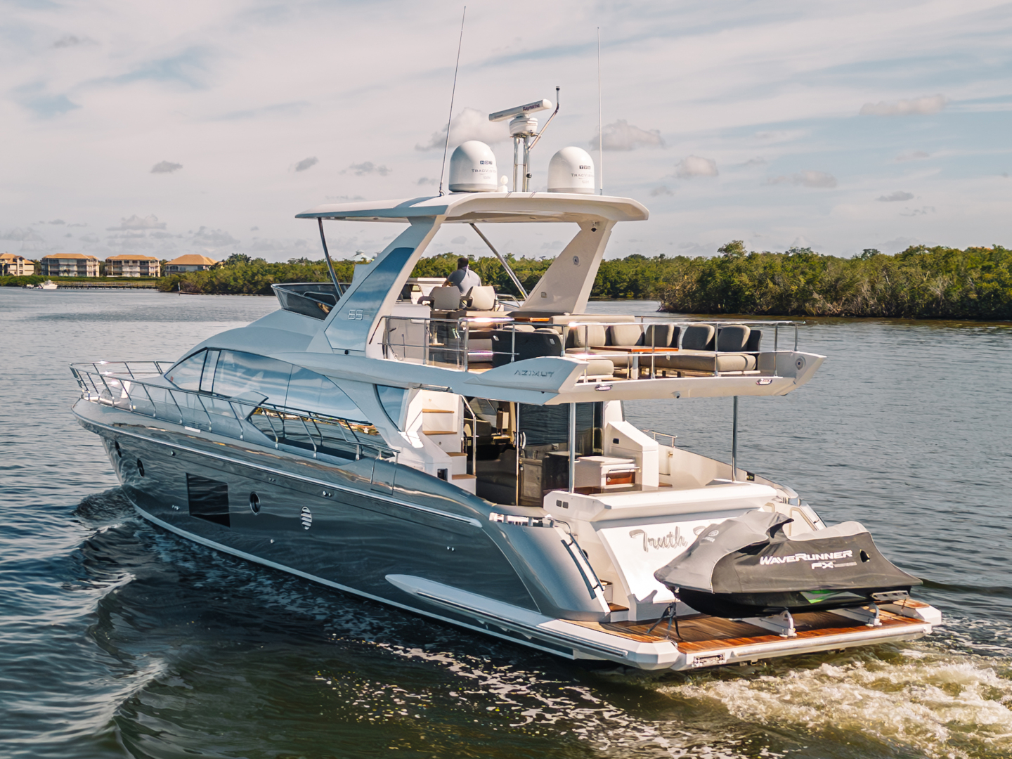 66ft Azimut Yacht For Sale