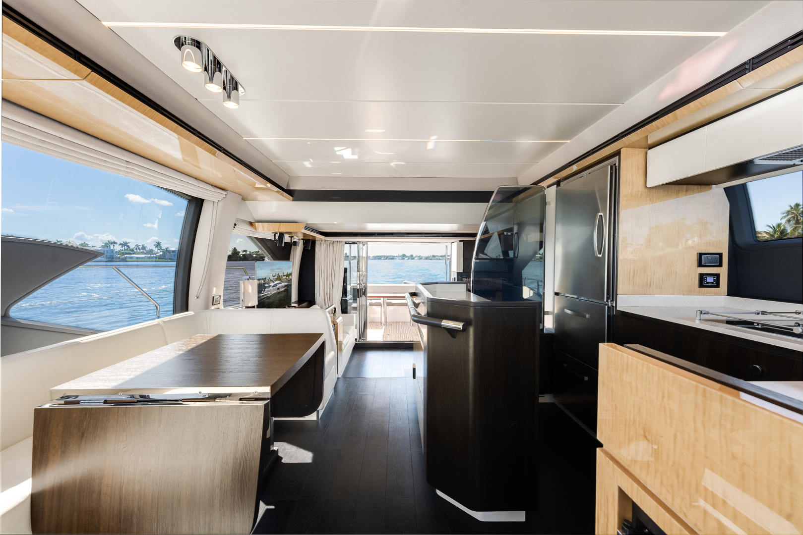 66ft Azimut Yacht For Sale