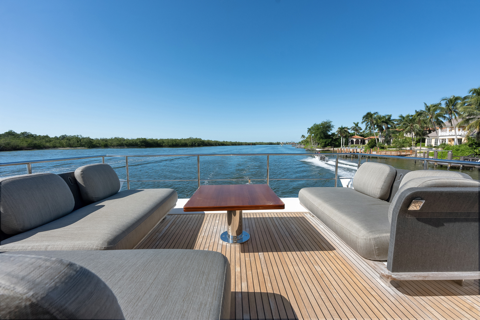 66ft Azimut Yacht For Sale