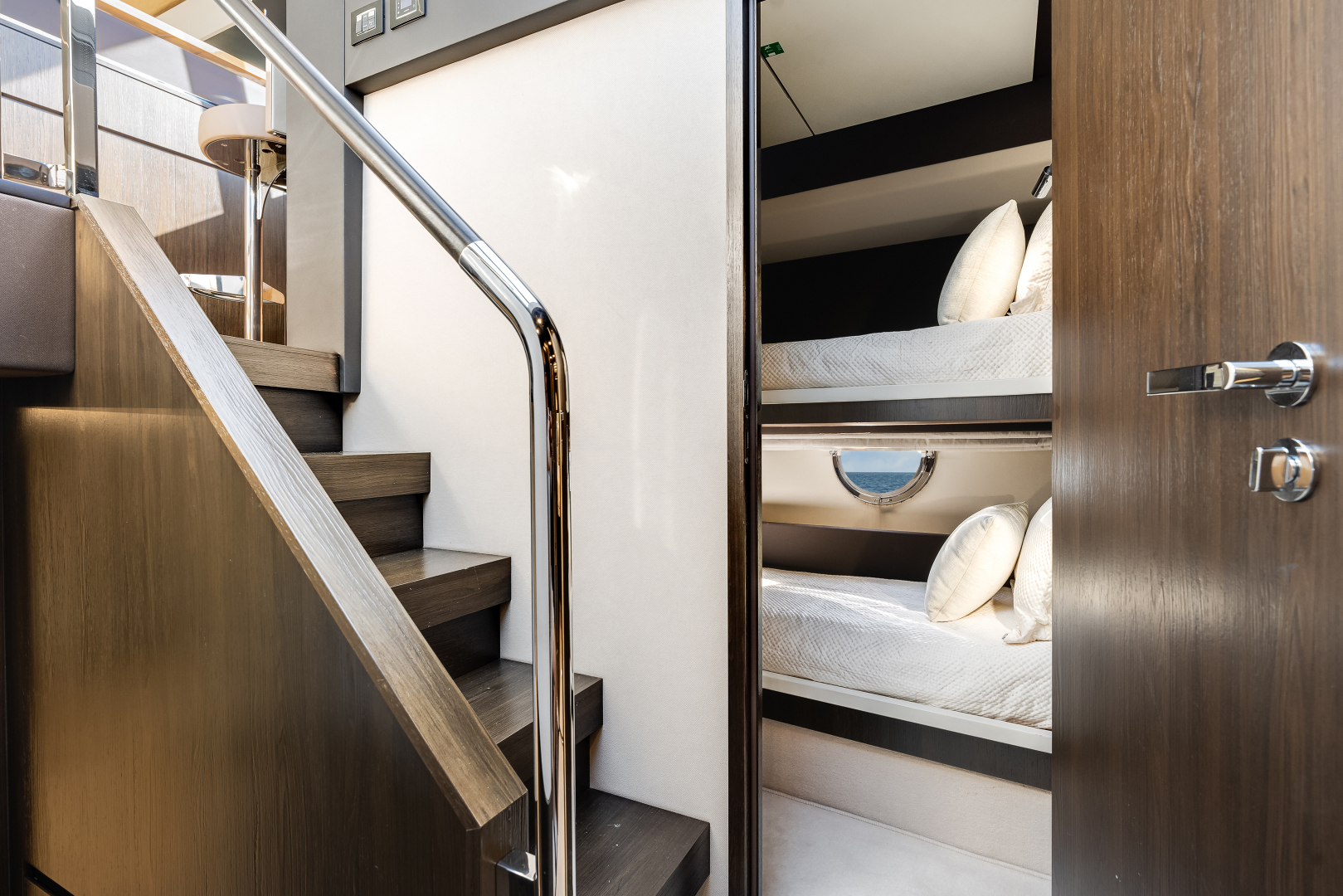 66ft Azimut Yacht For Sale