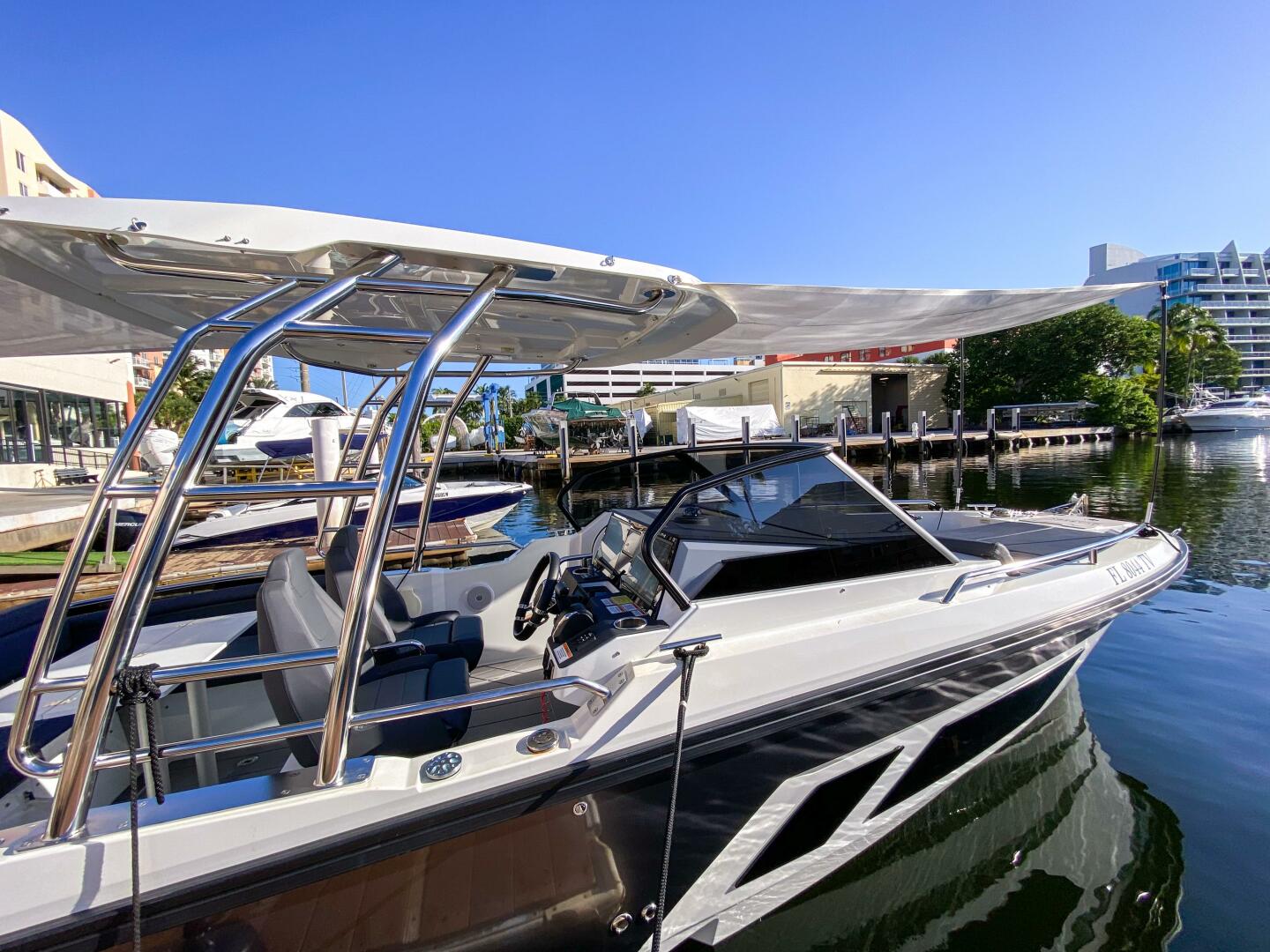 27ft Quarken Yacht For Sale