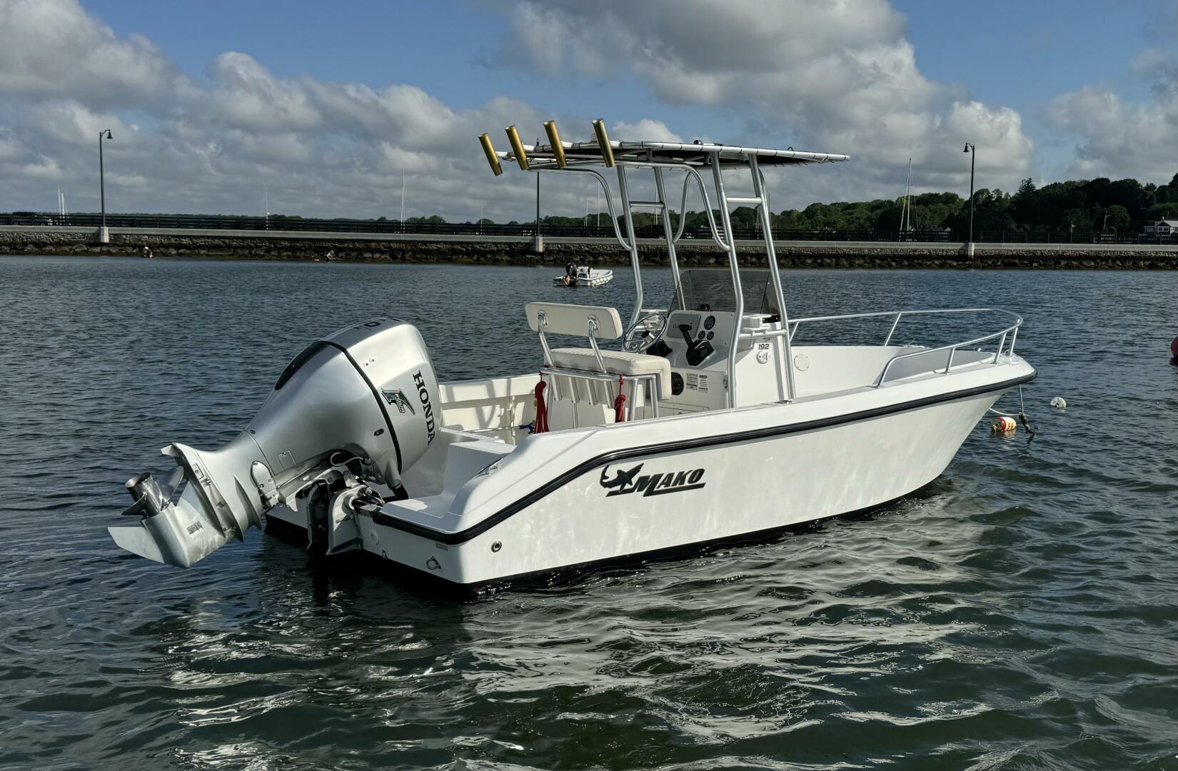 19ft Mako Yacht For Sale