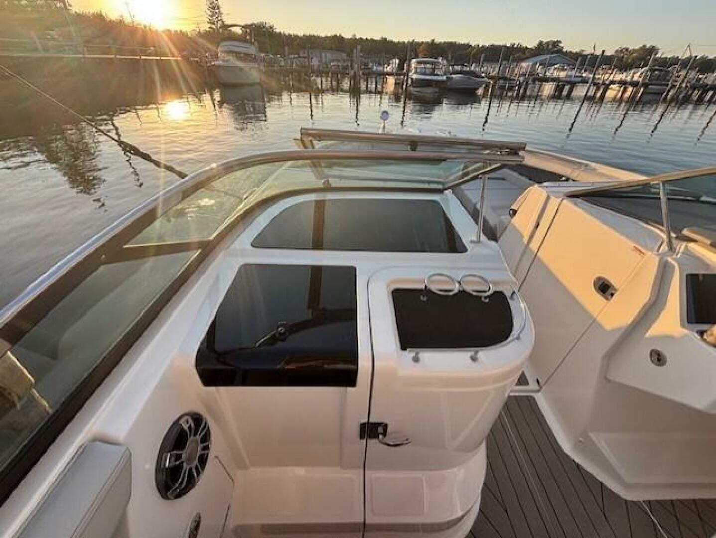 35ft Sea Ray Yacht For Sale