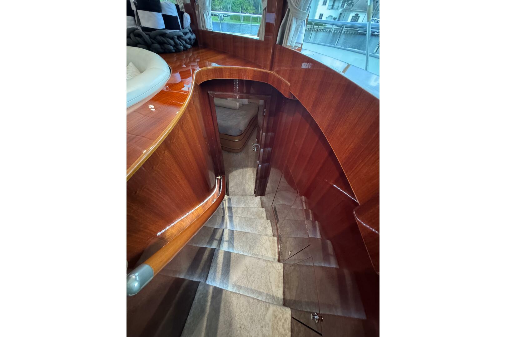 ALENIEL 87ft Johnson Yacht For Sale
