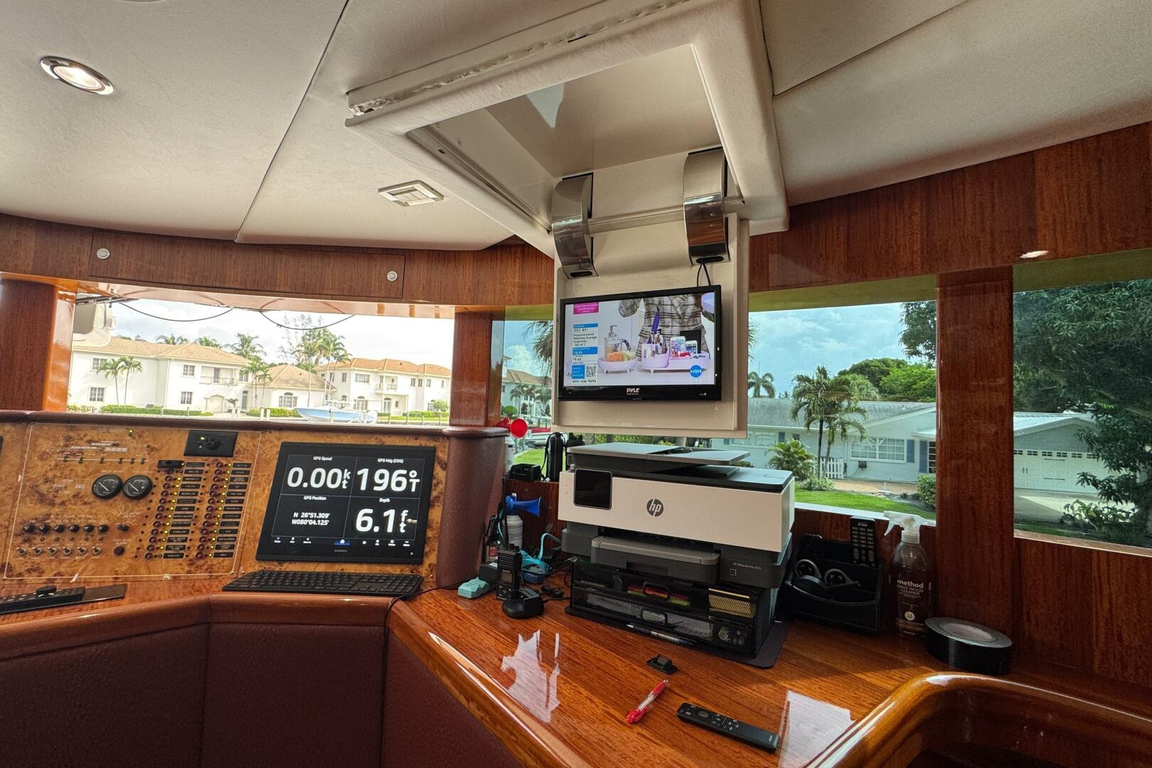 ALENIEL 87ft Johnson Yacht For Sale