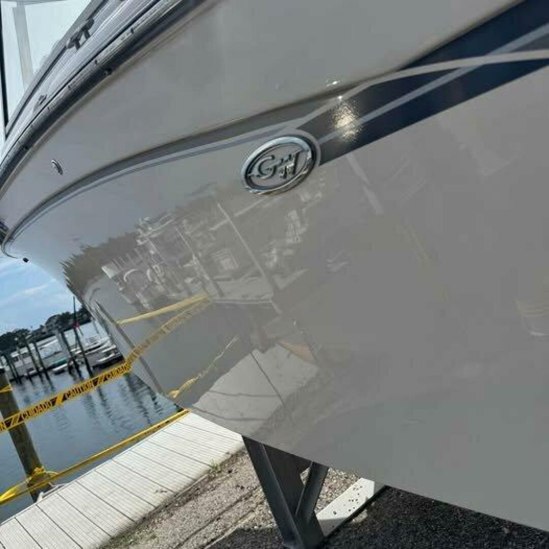 23ft Grady White Yacht For Sale