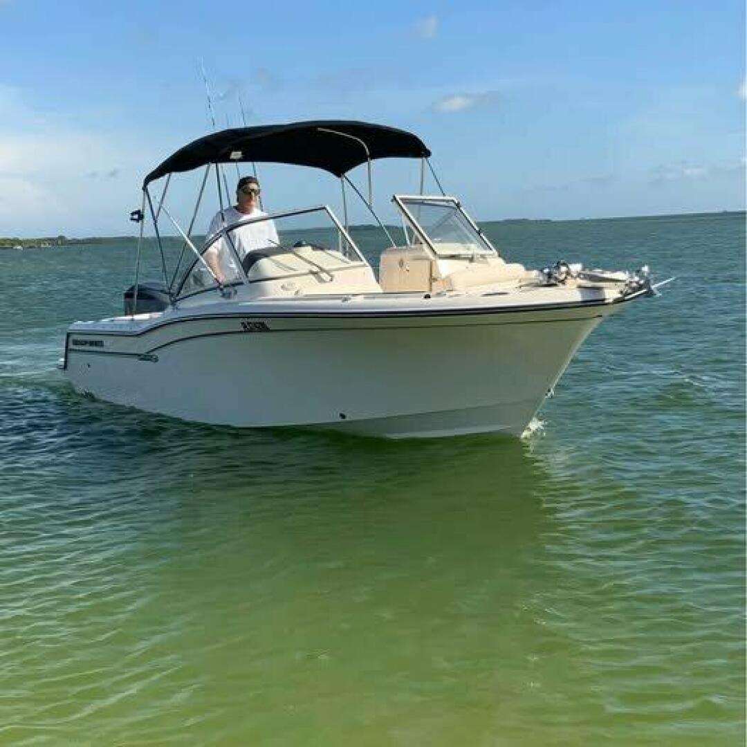 23ft Grady White Yacht For Sale