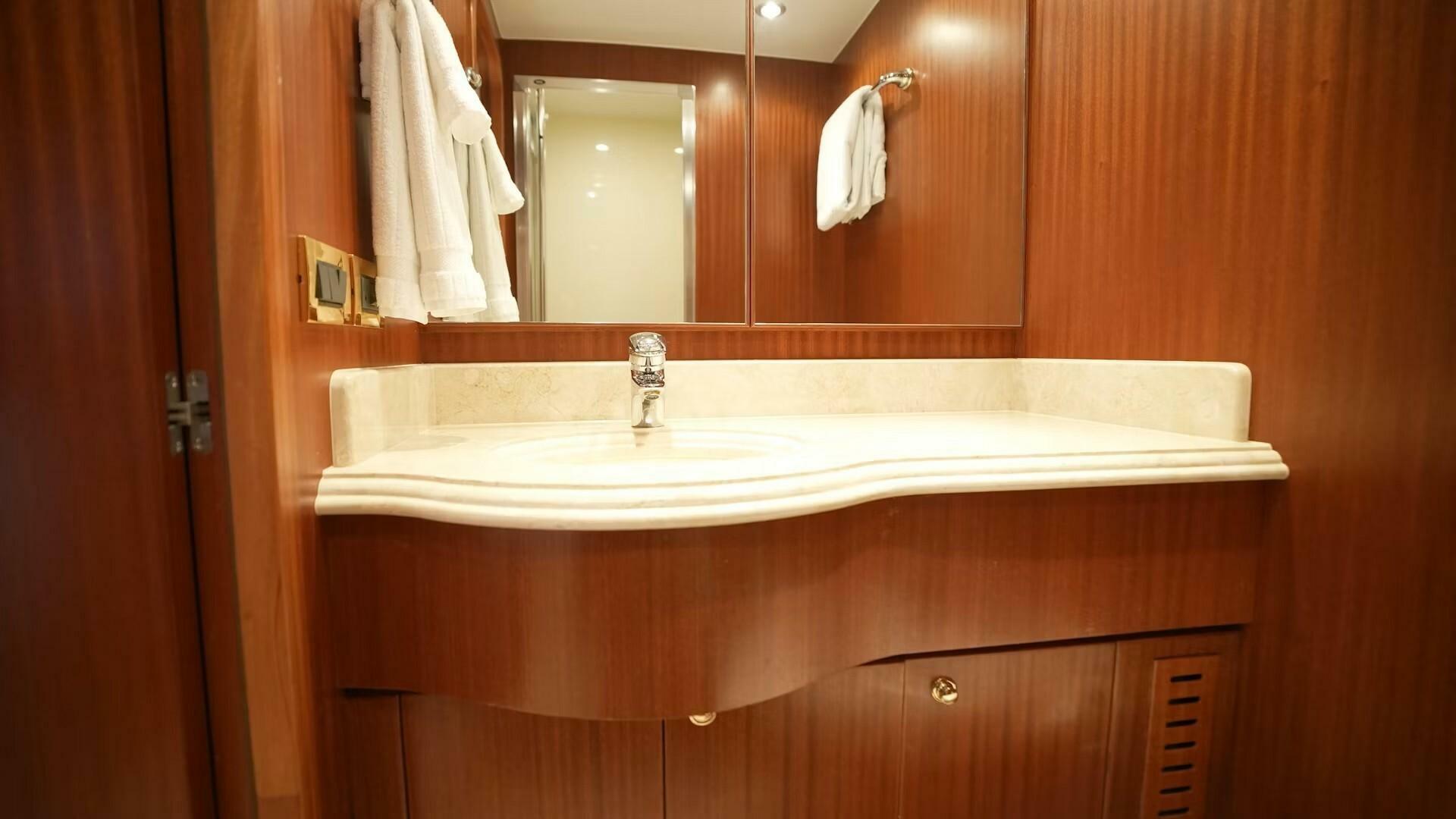 Sea 2 Sea 78ft Hargrave Yacht For Sale