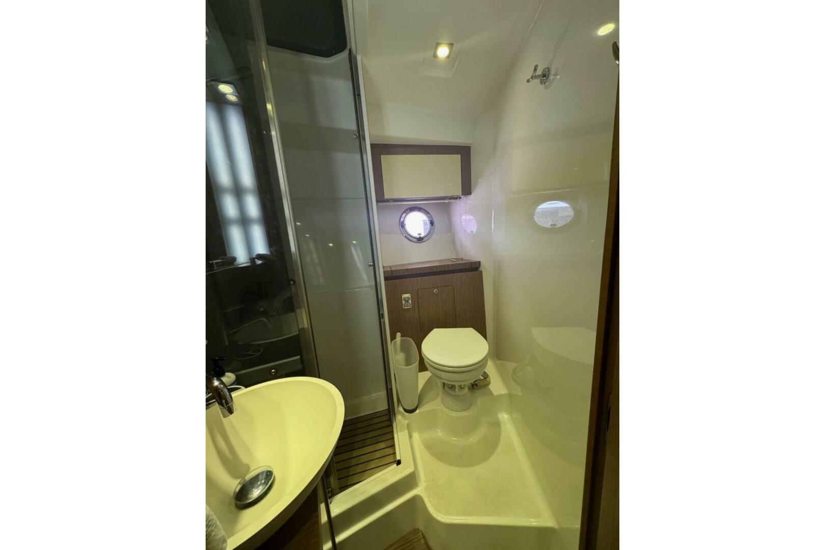 Bathroom interior of 2014 Beneteau Gran Turismo 44 yacht, fe