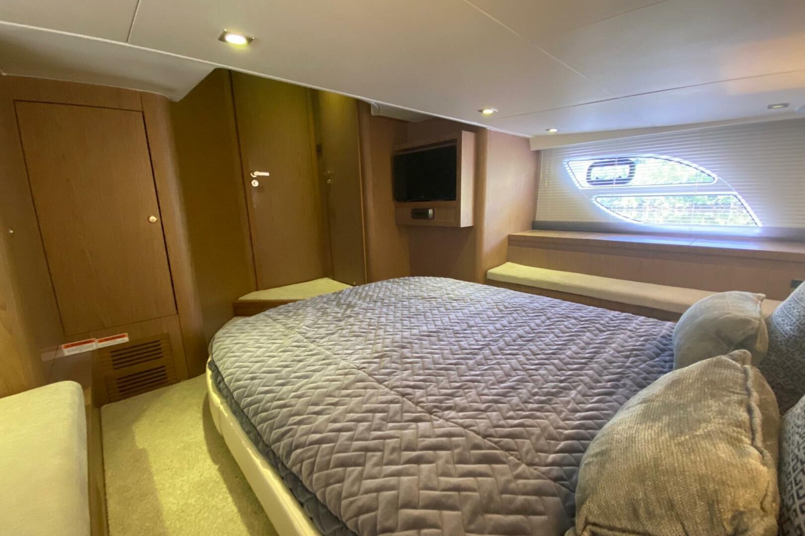 Luxurious cabin interior of 2014 Beneteau Gran Turismo 44 ya