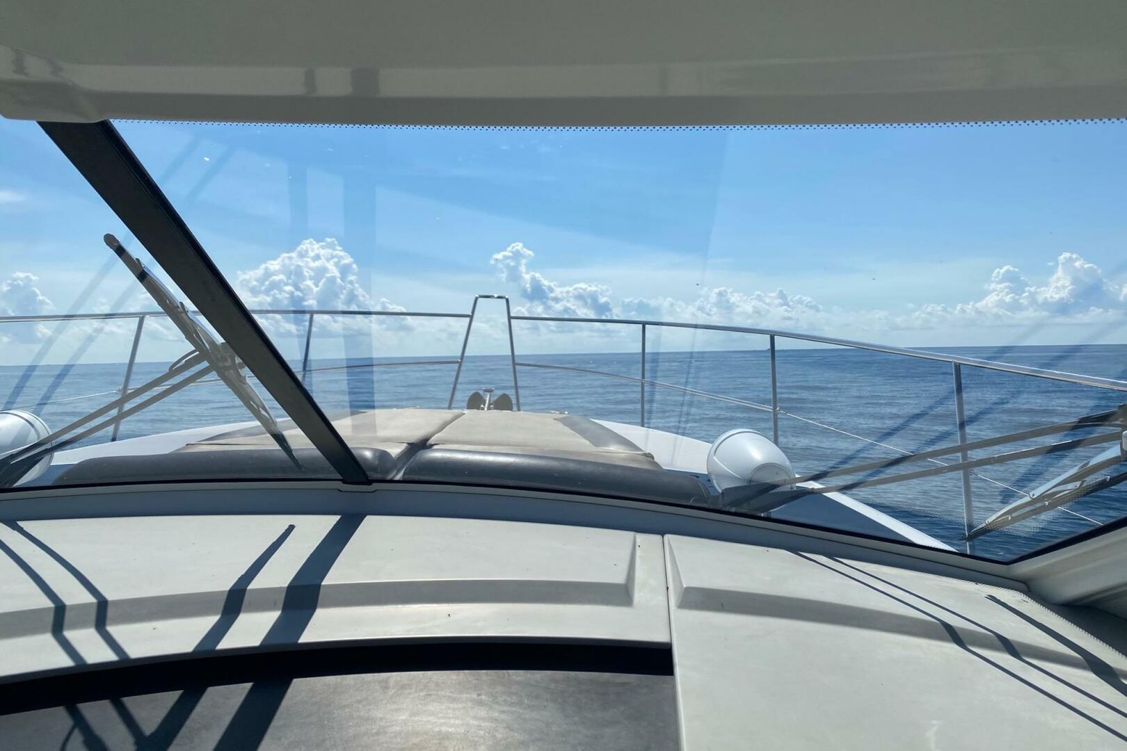 2014 Beneteau Gran Turismo 44 yacht cruising on open sea und