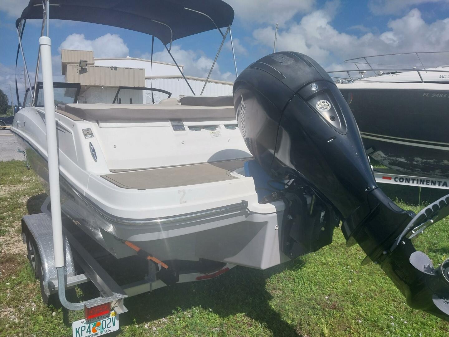 20ft Bayliner Yacht For Sale