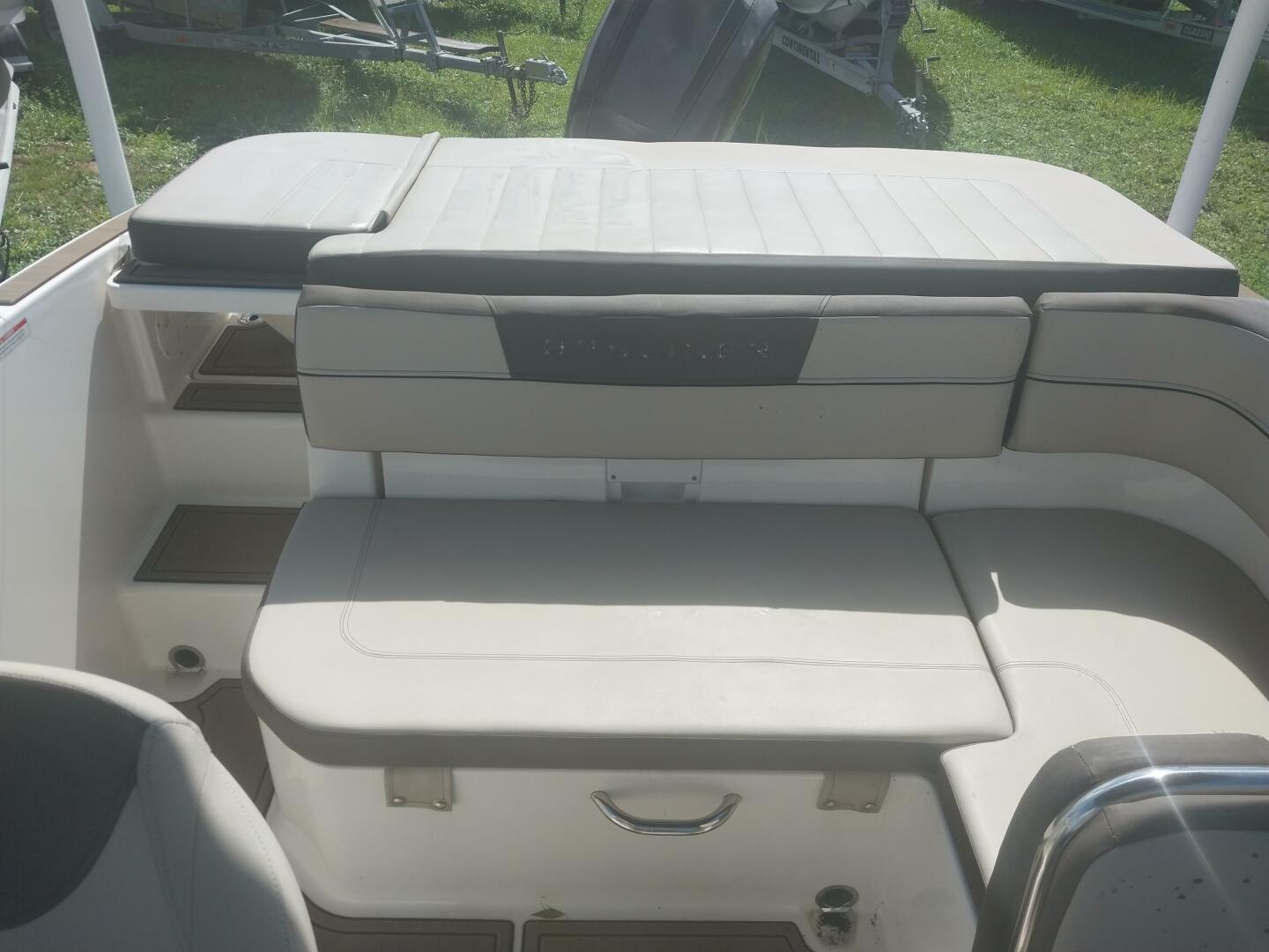 20ft Bayliner Yacht For Sale