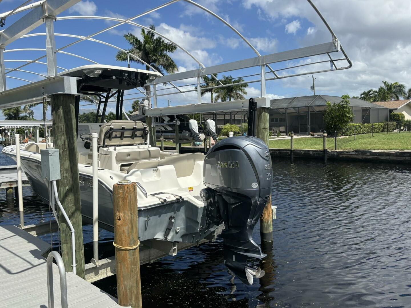 23ft Key West Yacht For Sale