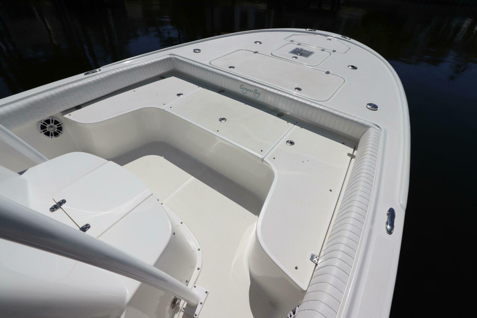 24ft Canyon Bay Yacht For Sale