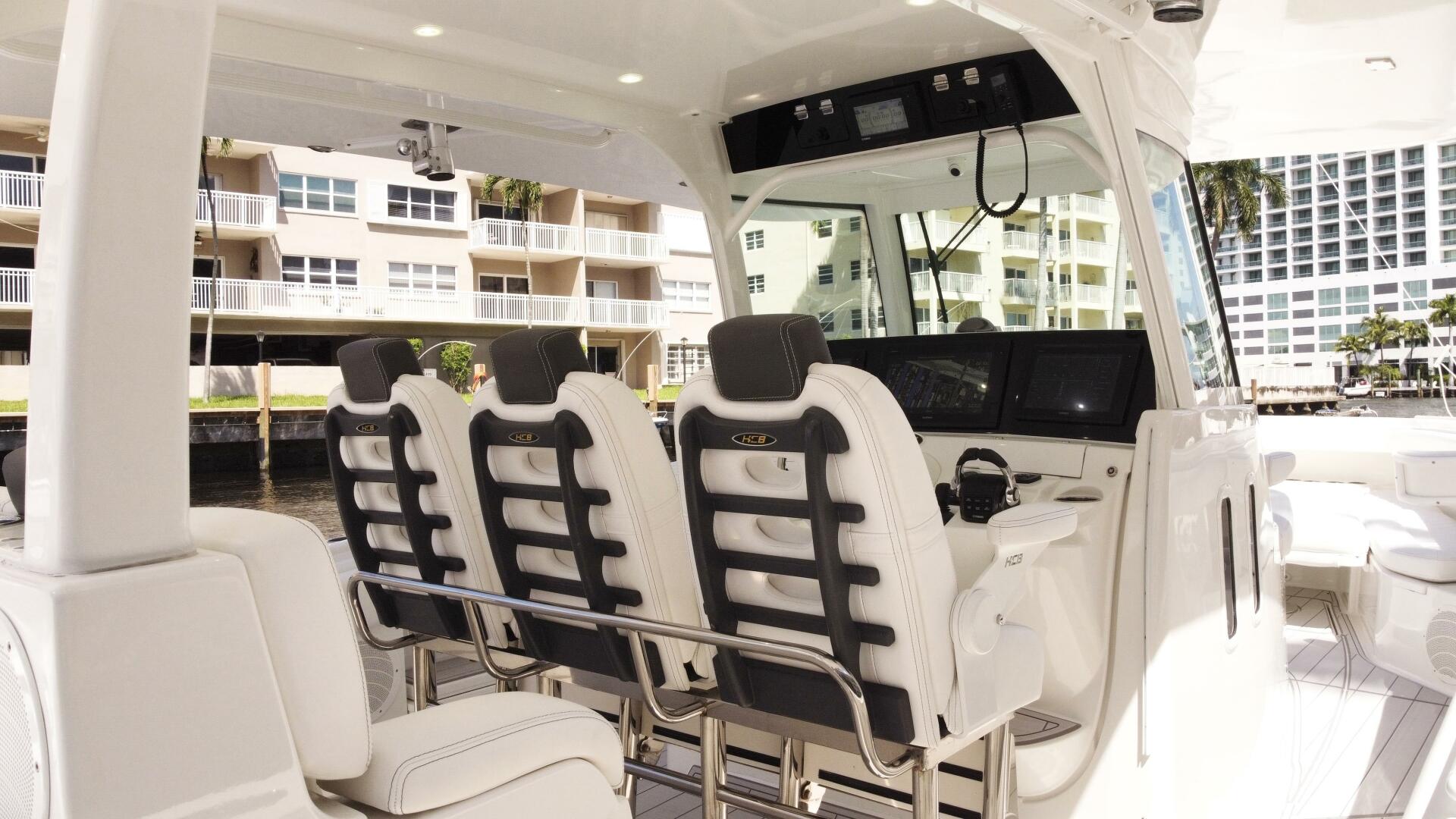 REEL COWBOY 42ft HCB Yacht For Sale