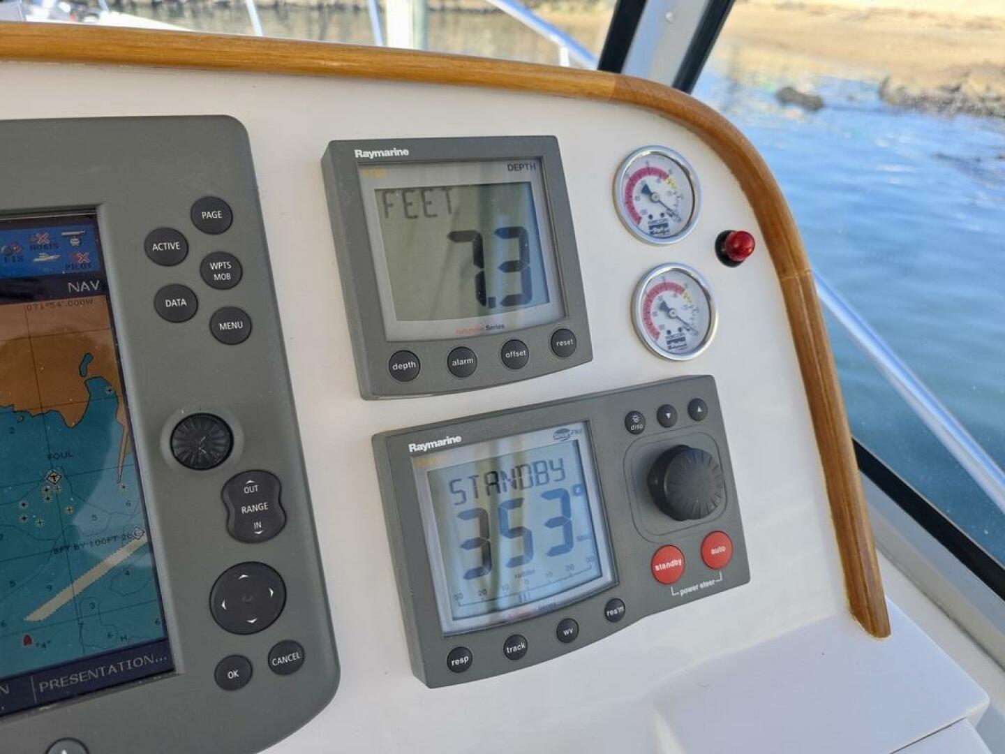 MAESTRO 38ft Lyman Morse Yacht For Sale
