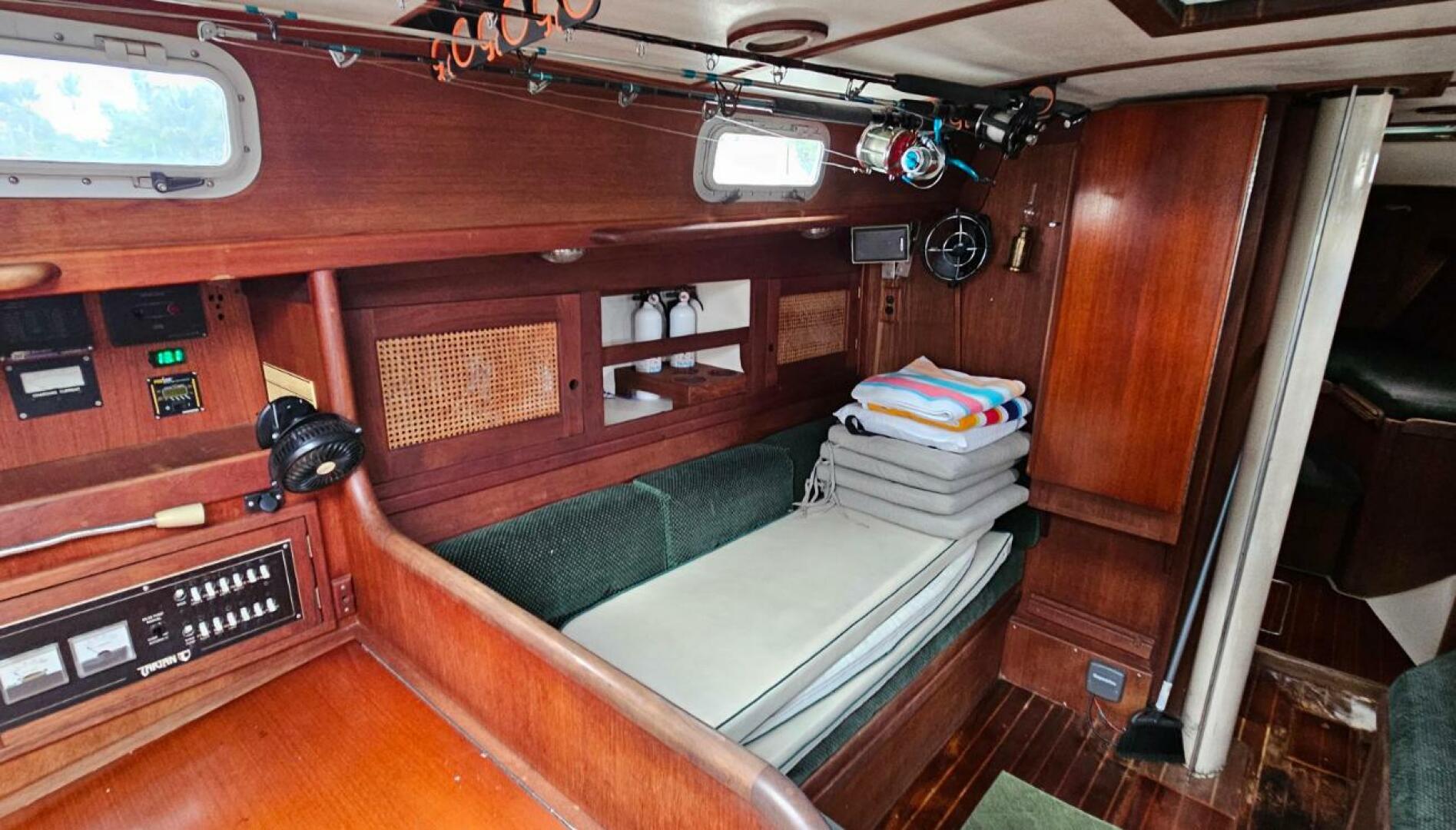Cloudburst 37ft Tartan Yacht For Sale Cloudburst 37ft Tartan Yacht For Sale