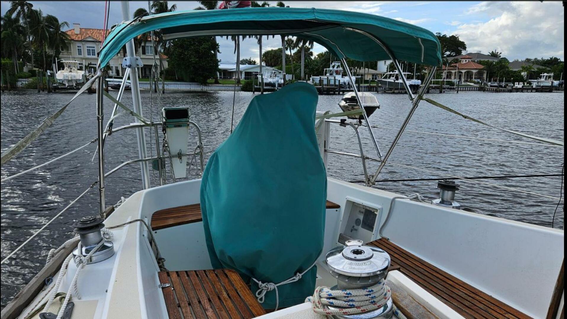 Cloudburst 37ft Tartan Yacht For Sale Cloudburst 37ft Tartan Yacht For Sale
