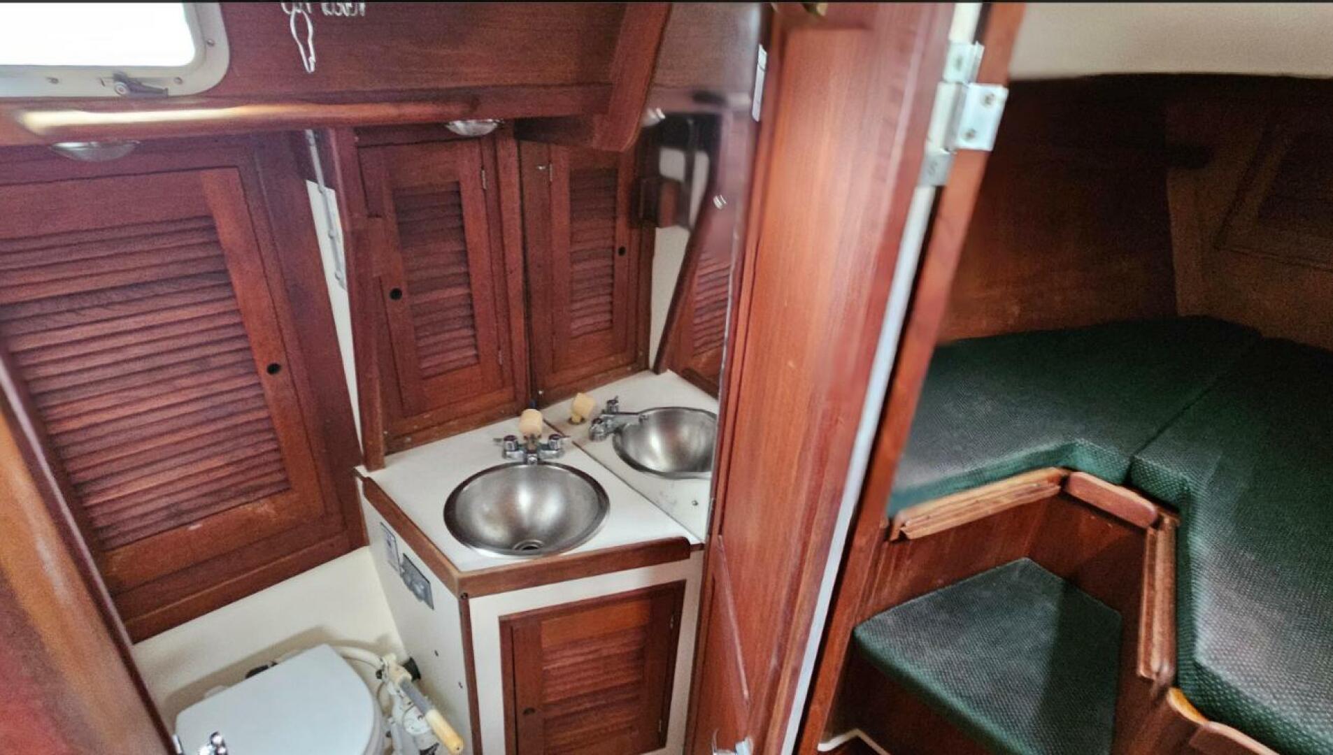 Cloudburst 37ft Tartan Yacht For Sale Cloudburst 37ft Tartan Yacht For Sale