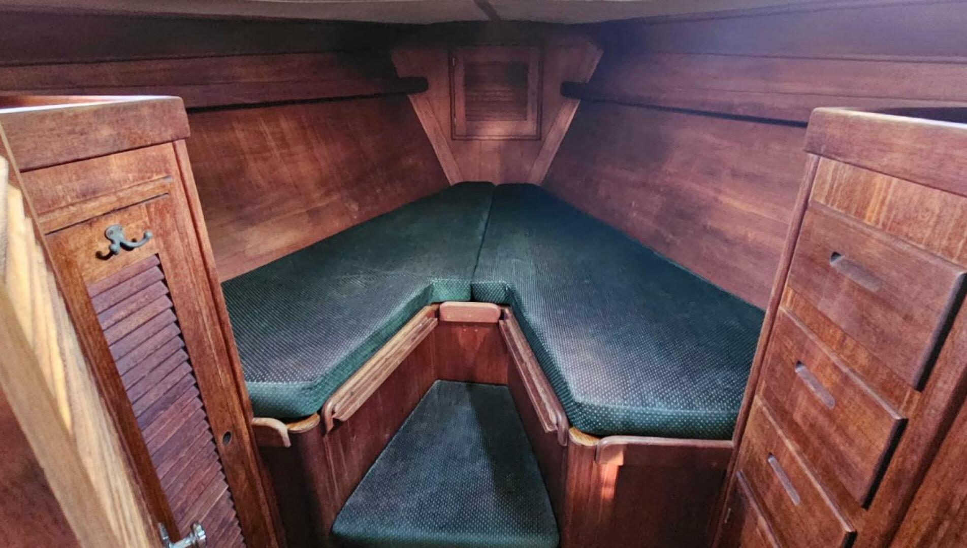 Cloudburst 37ft Tartan Yacht For Sale Cloudburst 37ft Tartan Yacht For Sale