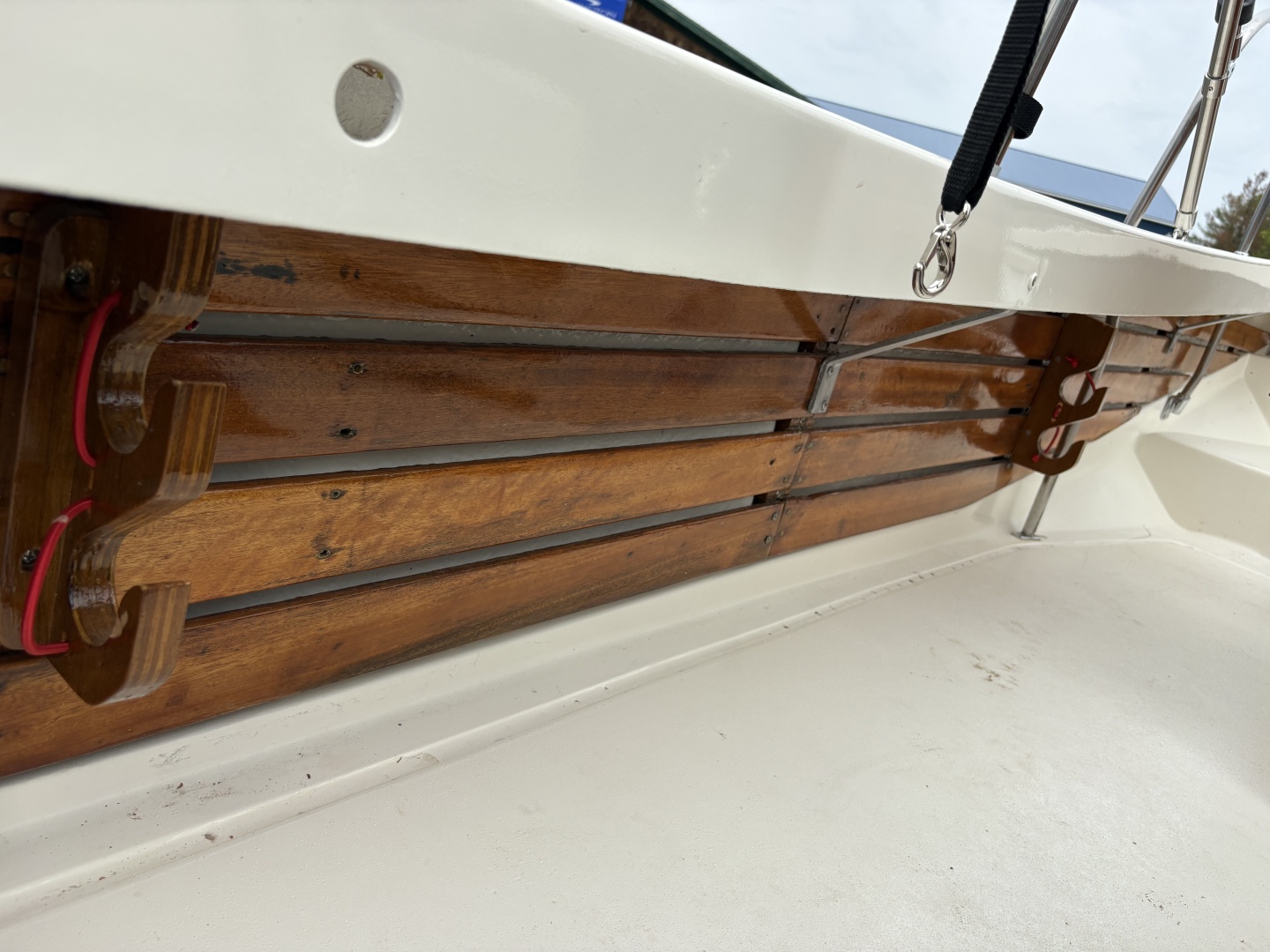21ft Boston Whaler Yacht For Sale