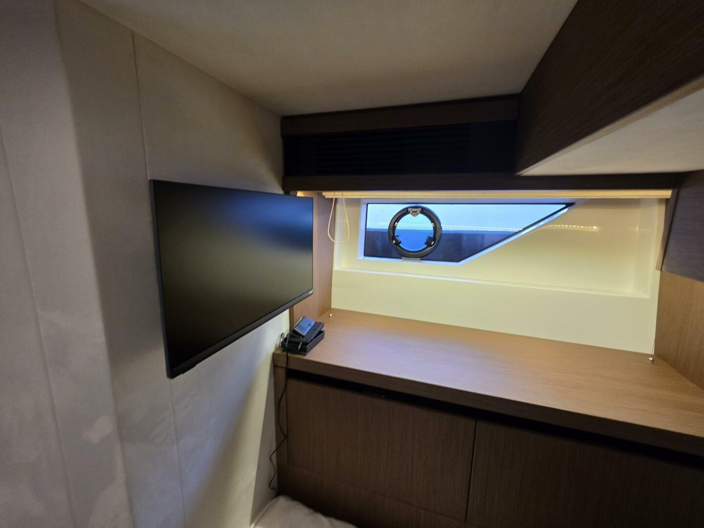 71ft Prestige Yacht For Sale