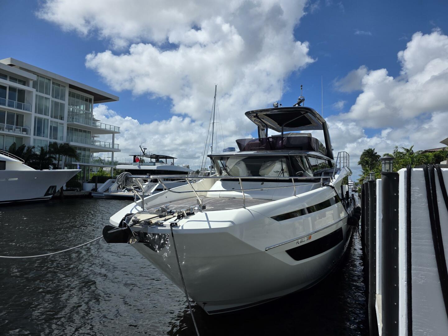 71ft Prestige Yacht For Sale