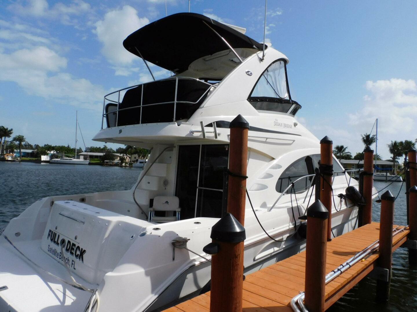 Full Deck 44ft Sea Ray Yacht For Sale