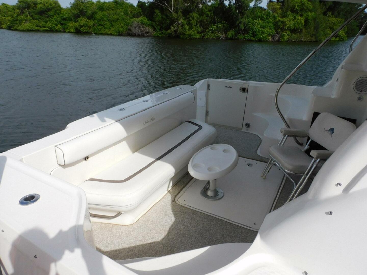 Full Deck 44ft Sea Ray Yacht For Sale