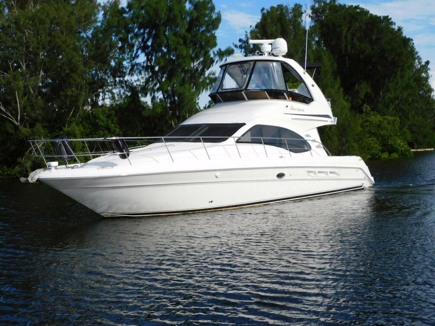 Full Deck 44ft Sea Ray Yacht For Sale