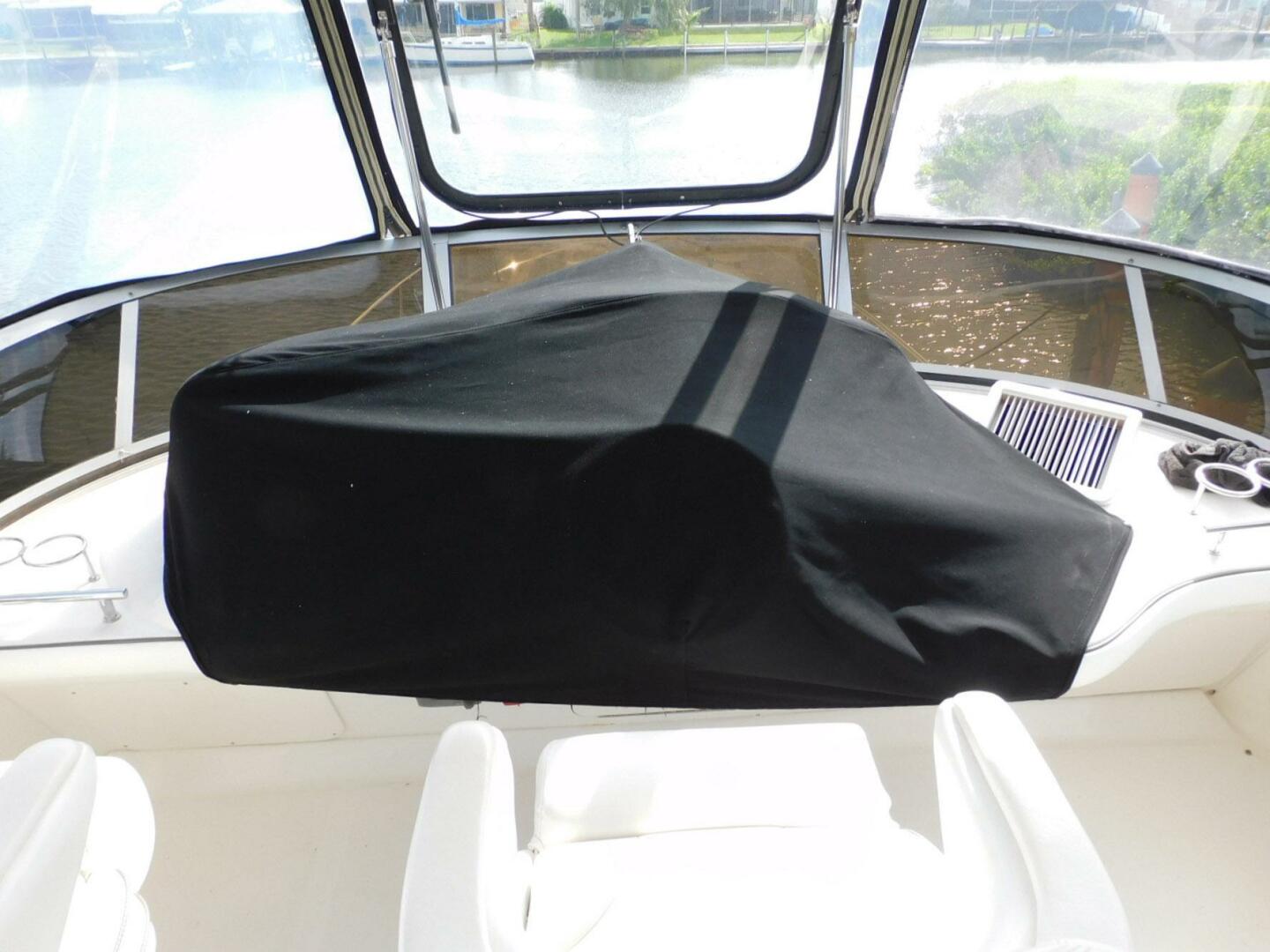 Full Deck 44ft Sea Ray Yacht For Sale