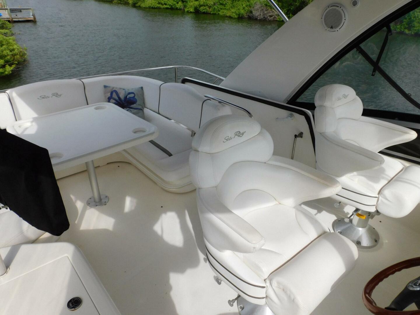 Full Deck 44ft Sea Ray Yacht For Sale